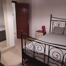 Private room for rent for €350 per month in Murcia, Calle Juan Guerrero Ruiz