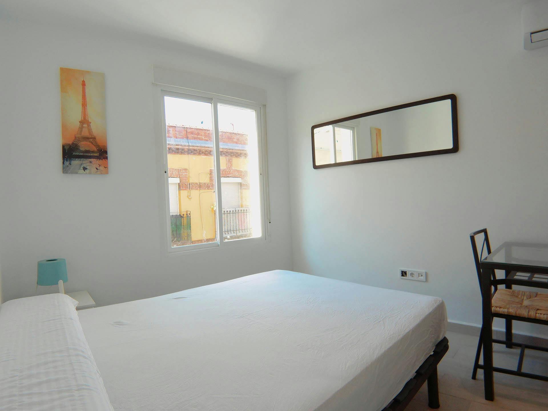 Studio for rent for €750 per month in Madrid, Calle de Berruguete