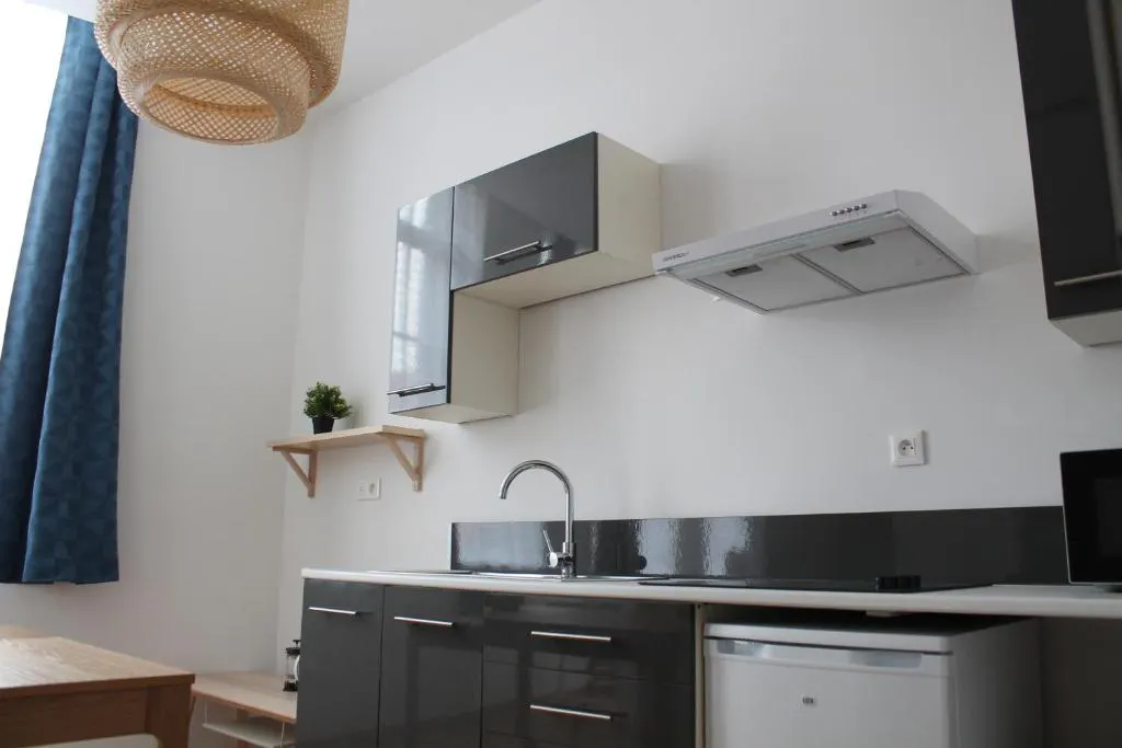 1-Bedroom Apartment in Rue des Récollets, Valenciennes (1365116) ROOM 3