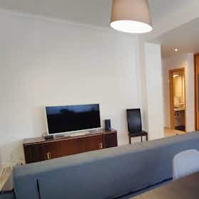 Apartamento en alquiler por 2500 € al mes en Cascais, Praceta Manuel Nunes Manique