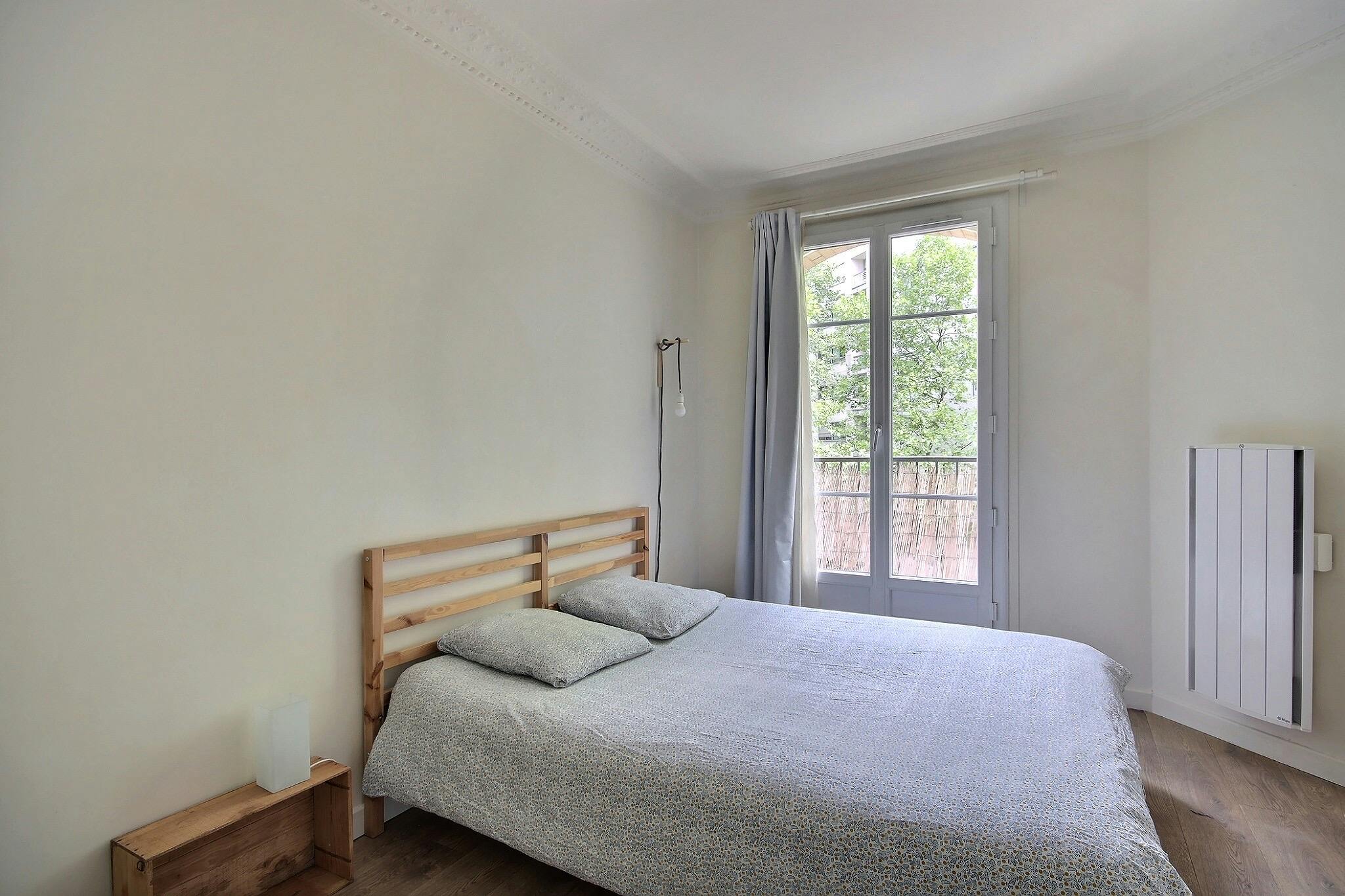 1-Bedroom Apartment in Rue du Docteur Paquelin, Paris (1365374) ROOM