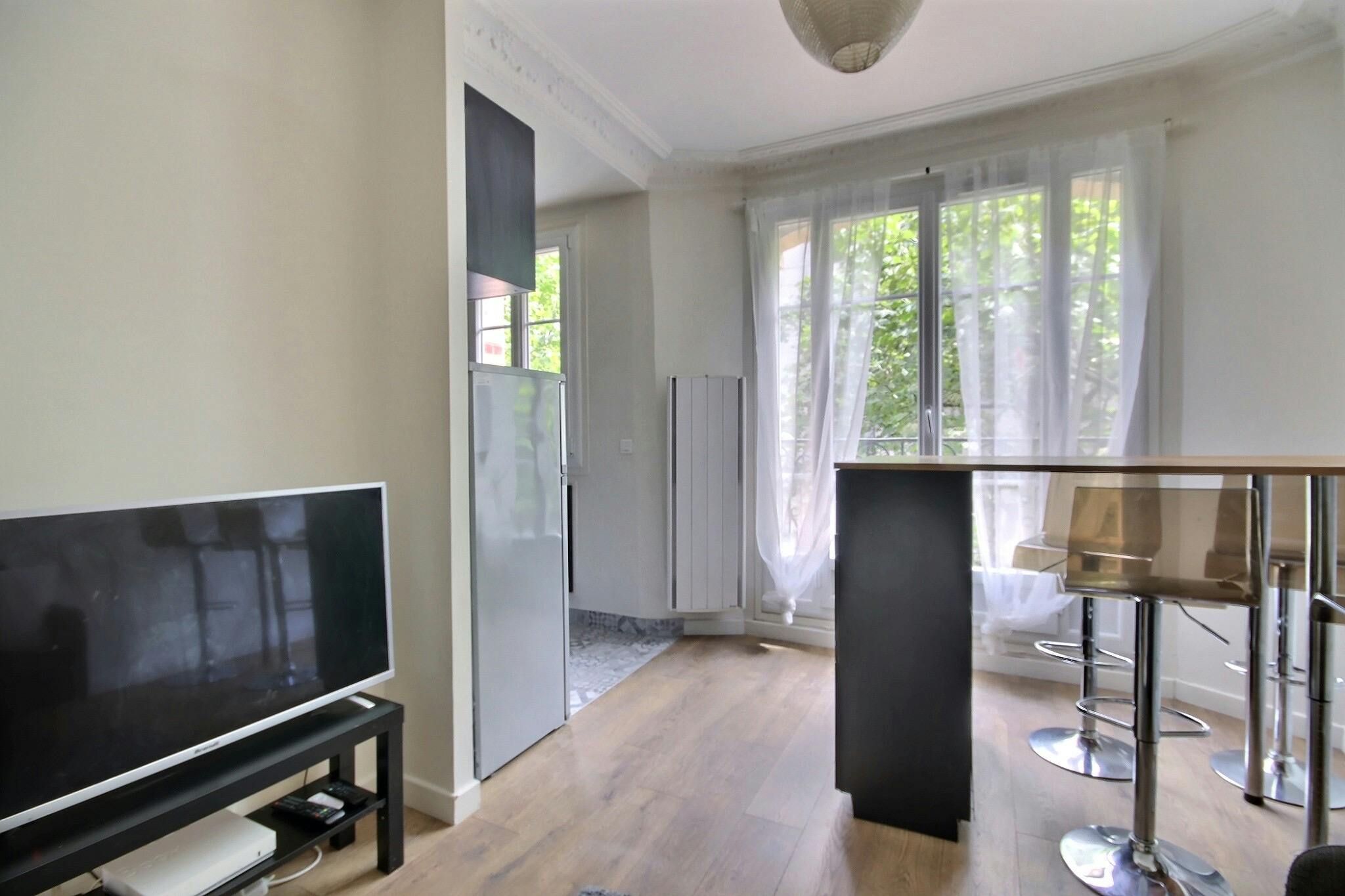 1-Bedroom Apartment in Rue du Docteur Paquelin, Paris (1365374) ROOM 4