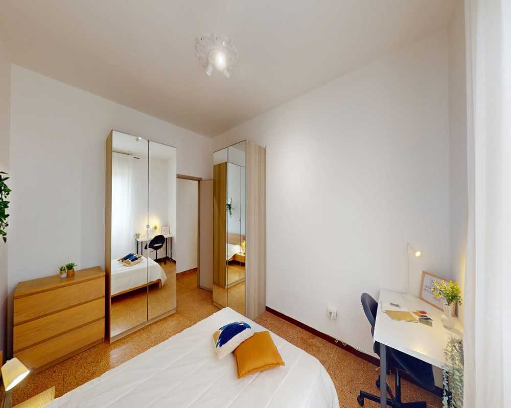 Via Carlo Marx, Milan preview