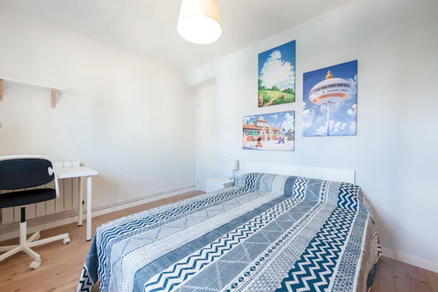 Private room in Calle Escalona, Madrid (1367180) room image 1