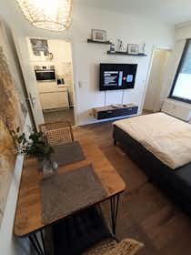 Apartment for rent for €990 per month in Bonn, Pariser Straße