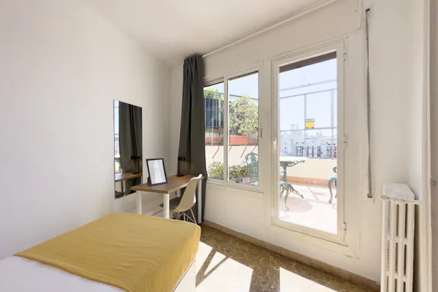 Private room in Carrer de Sant Pau, Barcelona (1367592) room image 1