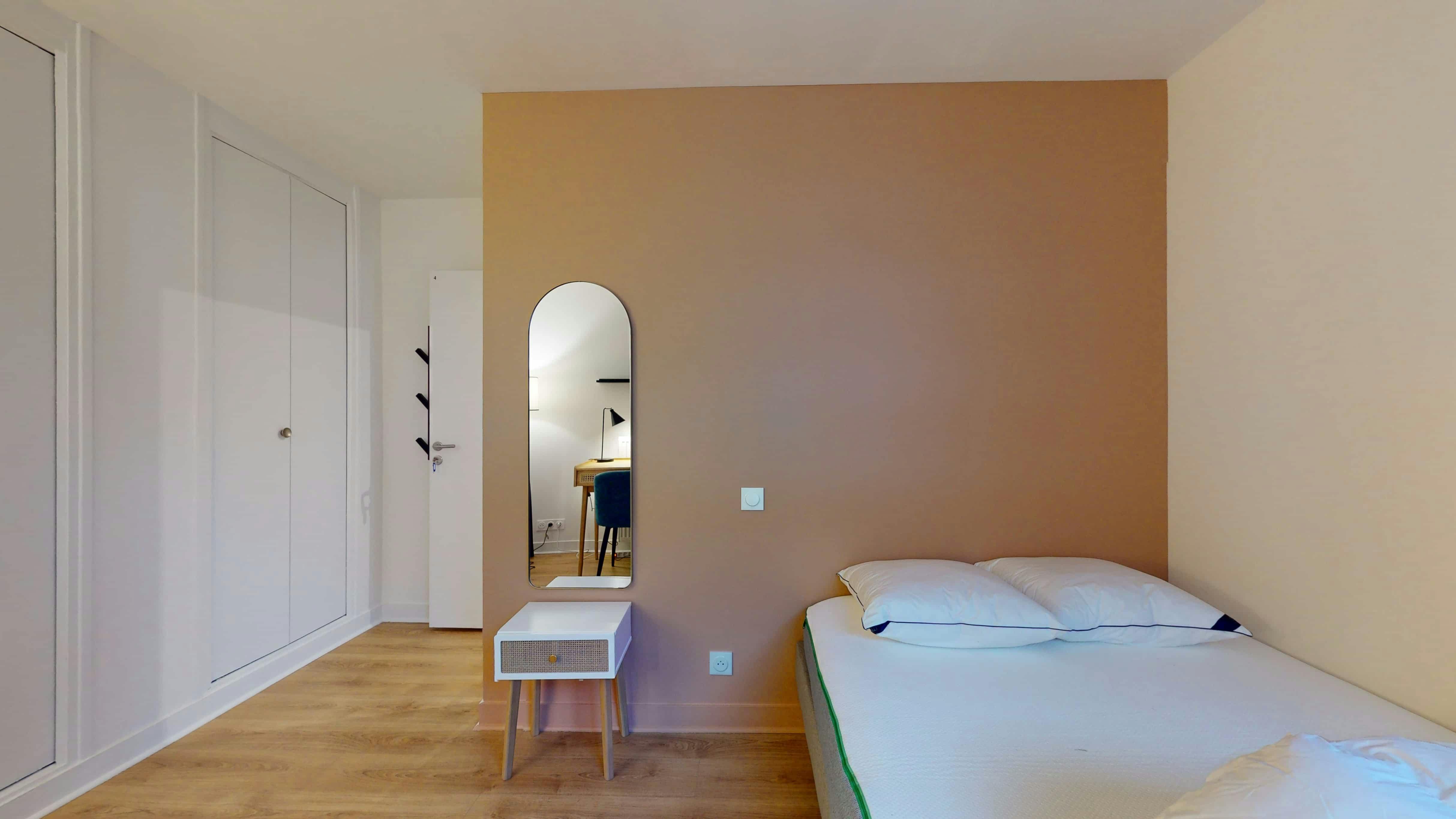 Single room Courbevoie, 11m² — photo 40