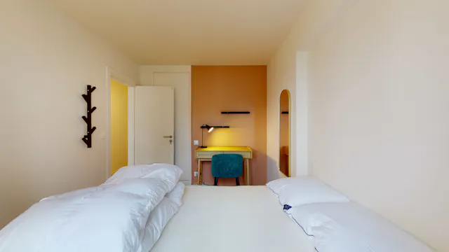 Private room in Square Henri Regnault, Courbevoie (1367646) room image 49