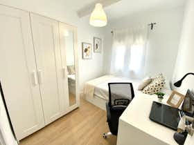 Private room for rent for €460 per month in Getafe, Plaza Jiménez Díaz