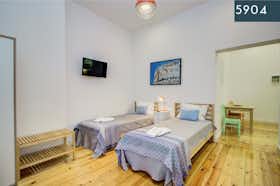 单间公寓 正在以 €1,150 的月租出租，其位于 Lisbon, Largo do Calvário