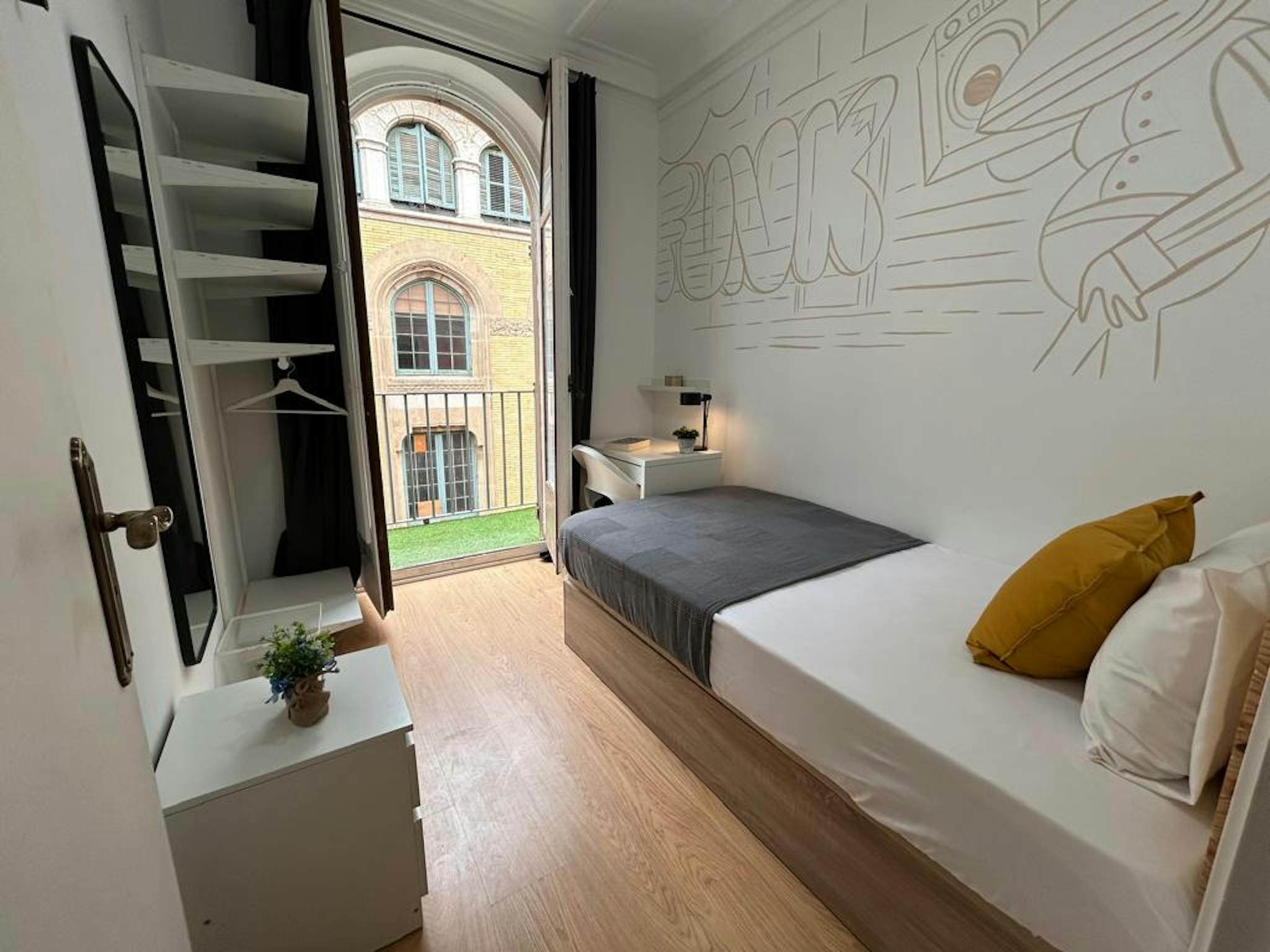 Carrer de Jonqueres, Barcelona preview