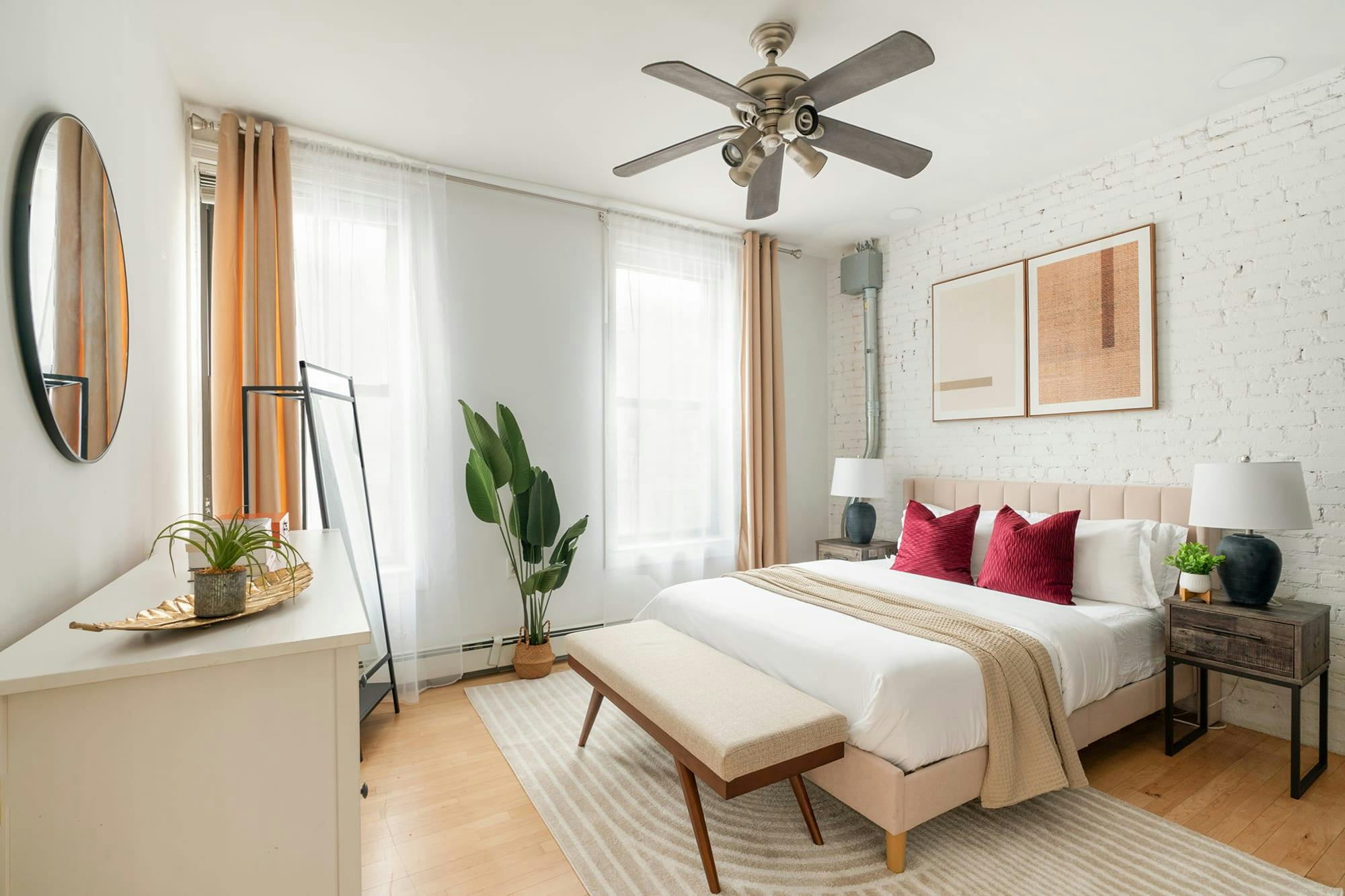 Appartement te huur voor $8,558 per maand in New York City, Christopher St