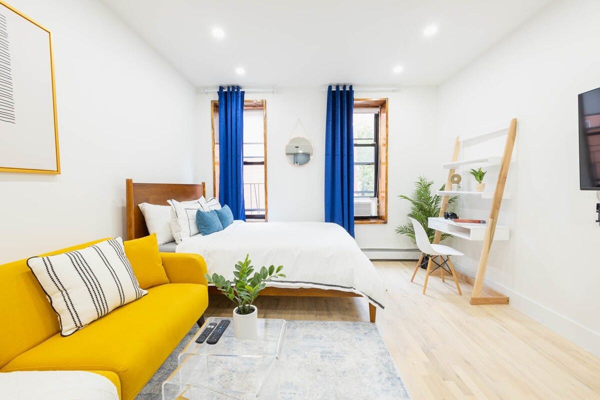 York Ave, New York City, NY preview