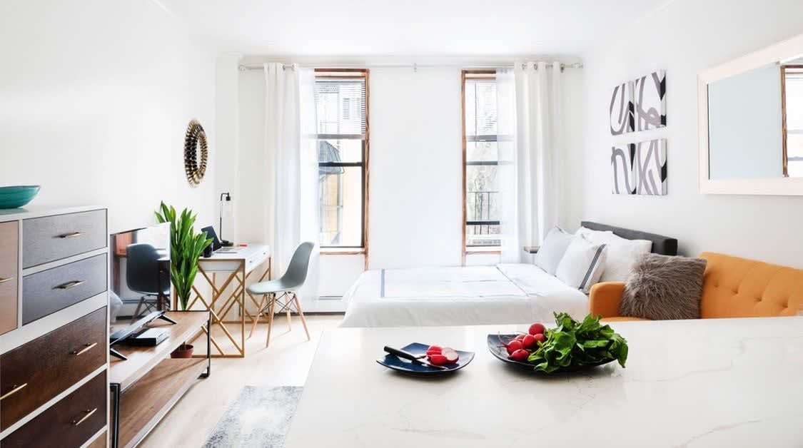Studio for rent for $4,052 per month in New York City, York Ave