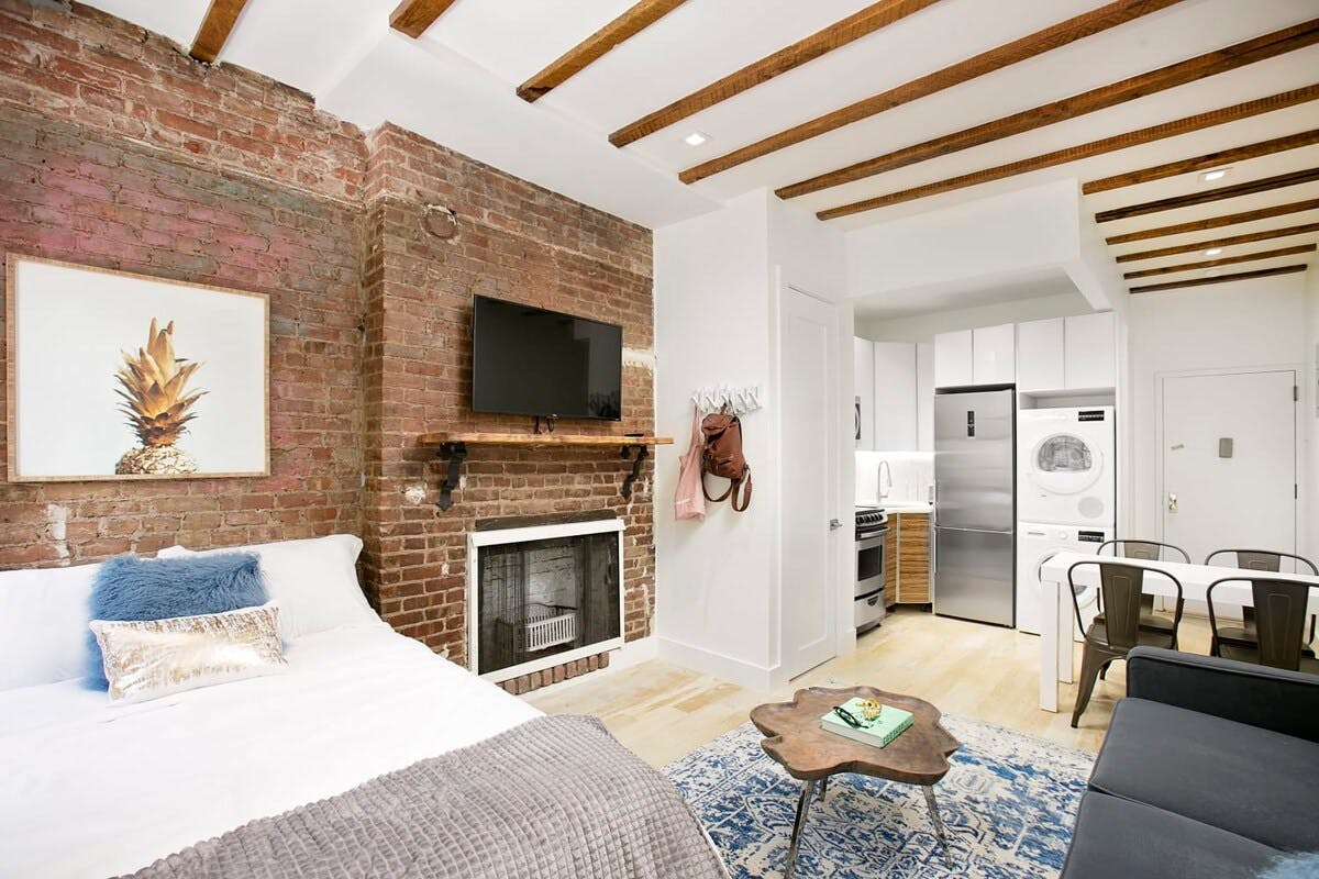 Studio for rent for $4,024 per month in New York City, E 24th St