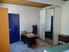 Приватна кімната за оренду для 1 422 CHF на місяць у Bassersdorf, Baltenswilerstrasse