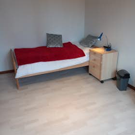 WG-Zimmer for rent for 450 € per month in Gent, Jules Boulvinstraat