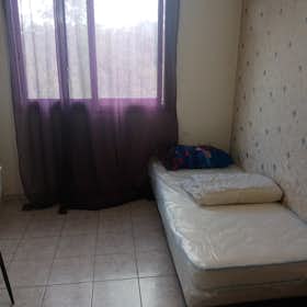 Private room for rent for €540 per month in Sarcelles, Route de Garges