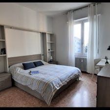 WG-Zimmer for rent for 510 € per month in Bergamo, Via Ugo Foscolo