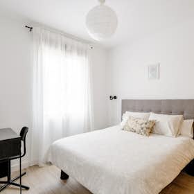 Отдельная комната сдается в аренду за 560 € в месяц в Getafe, Plaza de la Magdalena