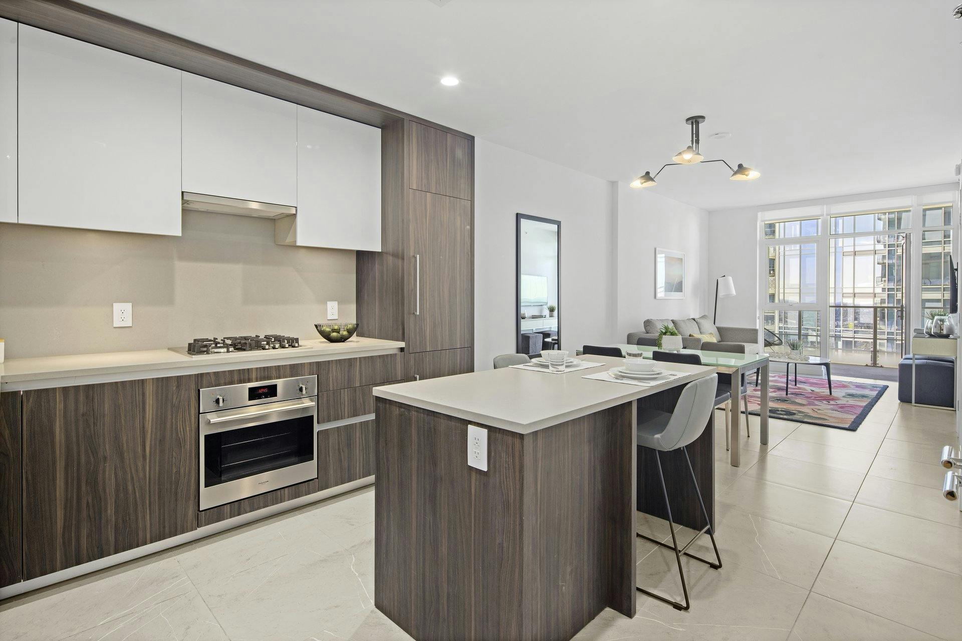 Appartement te huur voor $5,250 per maand in Los Angeles, S Hope St