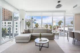 Apartamento para alugar por $7,995 por mês em Long Beach, E 3rd St