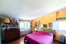Huis te huur voor € 10.000 per maand in Pesaro, Strada di Casale