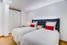 Lägenhet att hyra för 1 495 € i månaden i Amadora, Praceta Dom Luís I