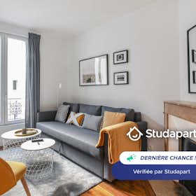Apartment for rent for €1,100 per month in Boulogne-Billancourt, Rue Béranger