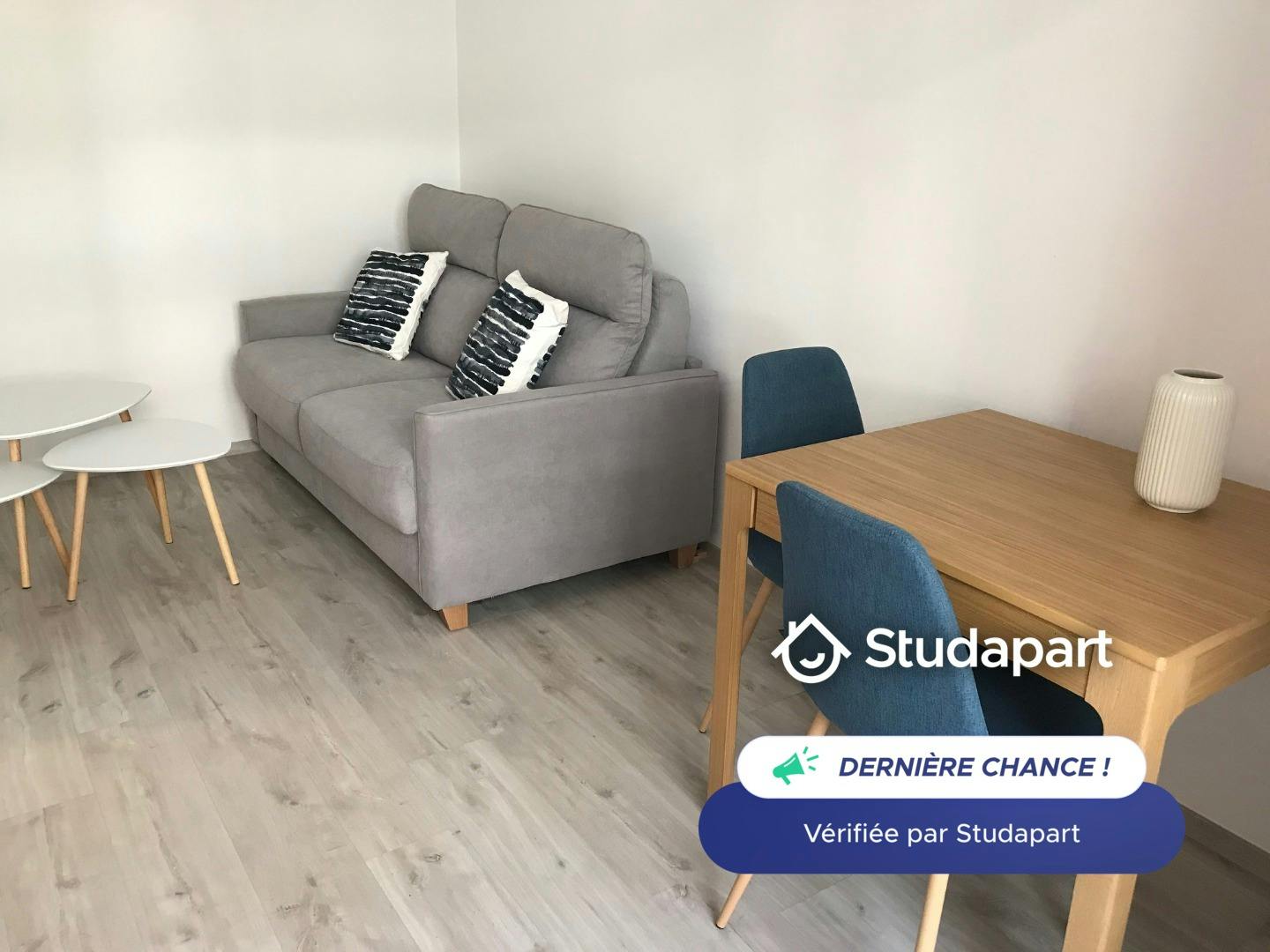 Apartment for rent for €740 per month in Menton, Promenade Maréchal Leclerc de Hauteclocque