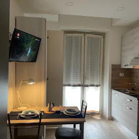Private room for rent for €700 per month in Turin, Via Gradisca