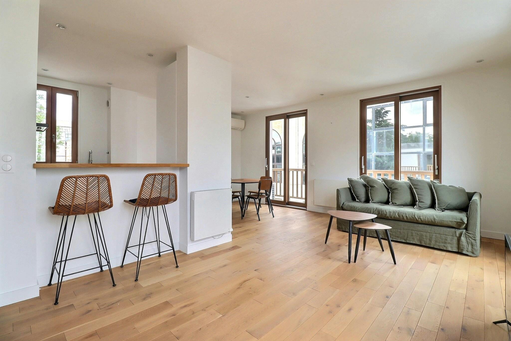 Apartment for rent for €2,968 per month in Boulogne-Billancourt, Rue de Vanves