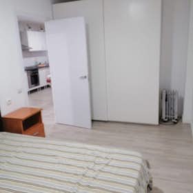 Private room for rent for €350 per month in Valencia, Carrer de la Literatura