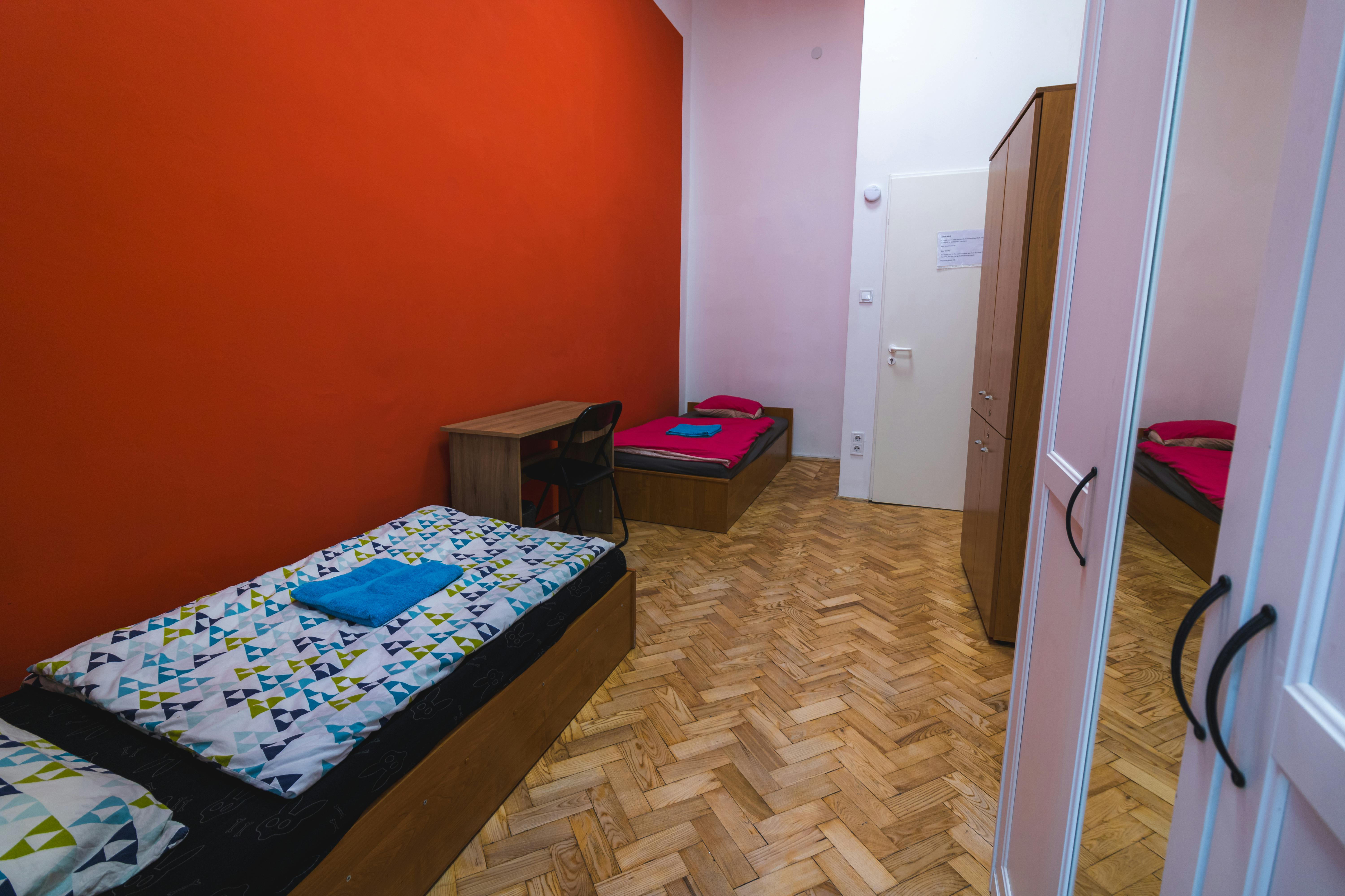 Shared room for rent for HUF 111,781 per month in Budapest, Ó utca