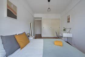 Apartment for rent for €550 per month in Lisbon, Rua do Arco do Carvalhão
