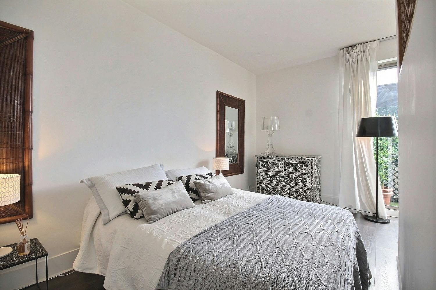 1-Bedroom Apartment in Rue de Courcelles, Paris (1374594) room image 10
