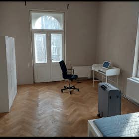 Private room for rent for €1,049 per month in Munich, Leopoldstraße