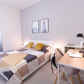 Private room for rent for €540 per month in Brescia, Via Isole Lipari