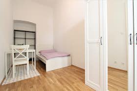 Lägenhet att hyra för 710 € i månaden i Vienna, Servitengasse
