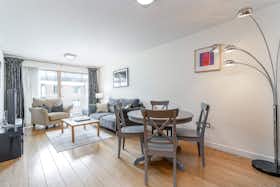Apartamento para alugar por € 4.562 por mês em Dublin, Whitefriar Street