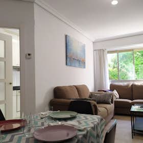 Lägenhet att hyra för 2 500 € i månaden i Donostia / San Sebastián, Zarautz kalea