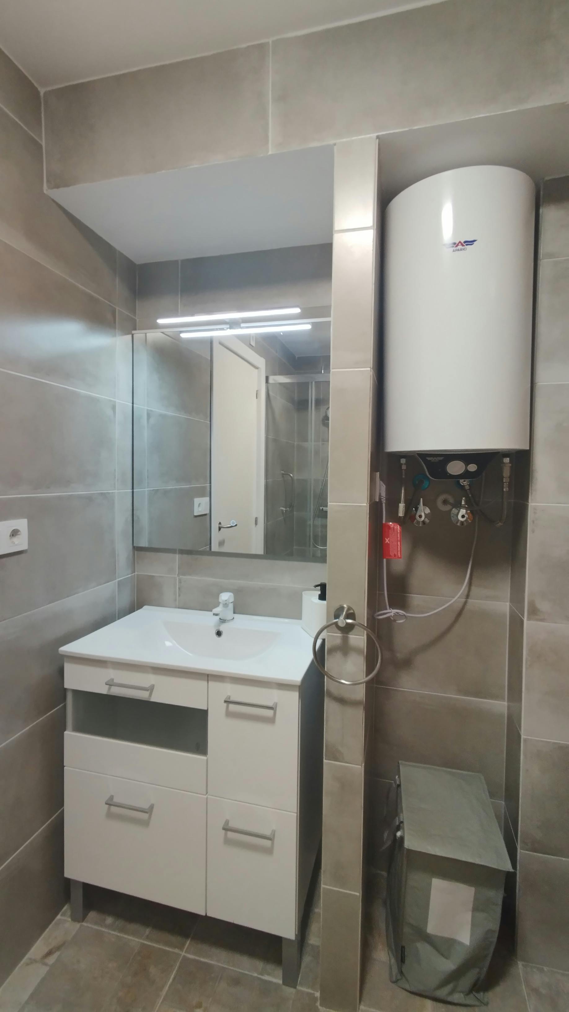 Single room Port Saplaya, 30m² — photo 9