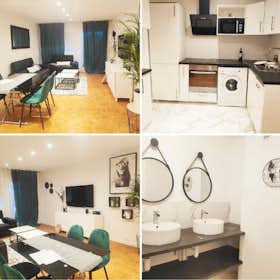 Private room for rent for €539 per month in Thiais, Allée de Bretagne