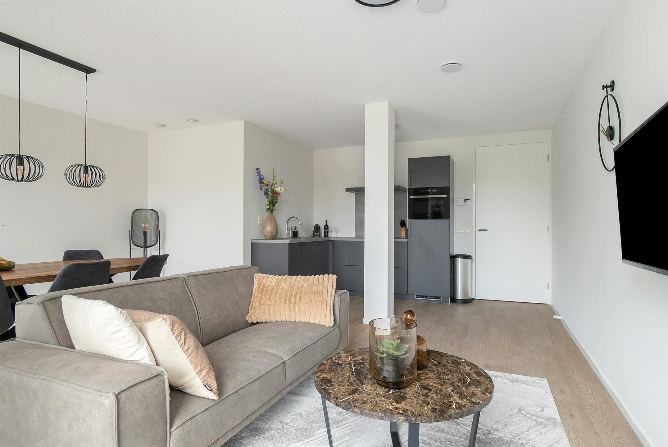 Apartment for rent for €2,295 per month in Nieuwegein, Wattbaan