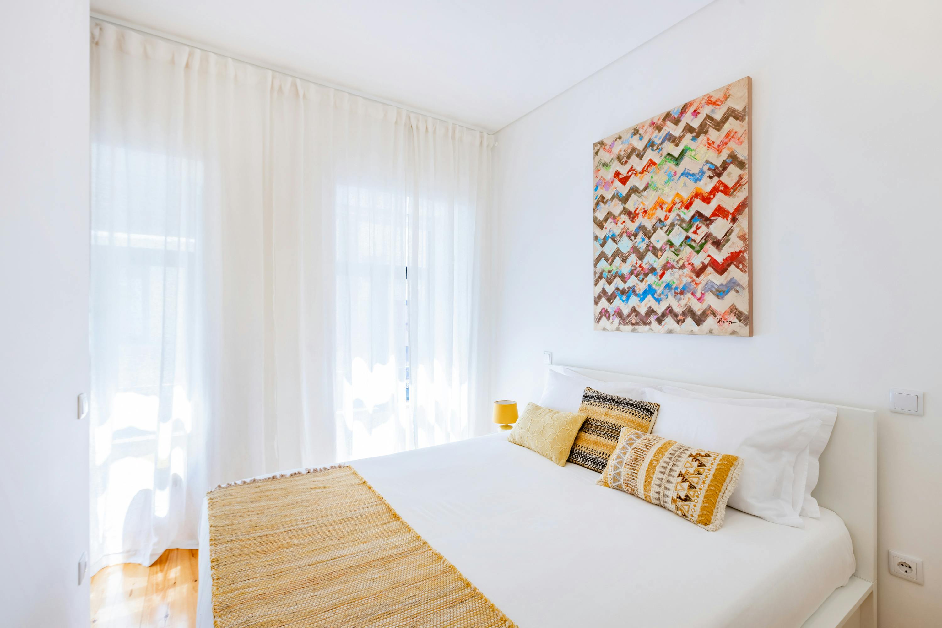 Studio for rent for €3,740 per month in Porto, Rua de Coelho Neto