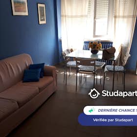 Apartment for rent for €800 per month in Turin, Via Pasquale Paoli