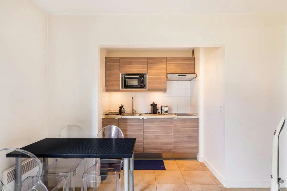 Private room for rent on Boulevard Diderot, Paris - Vue 4