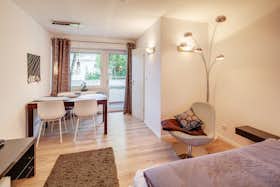 Appartement te huur voor € 1.300 per maand in Munich, Nietzschestraße