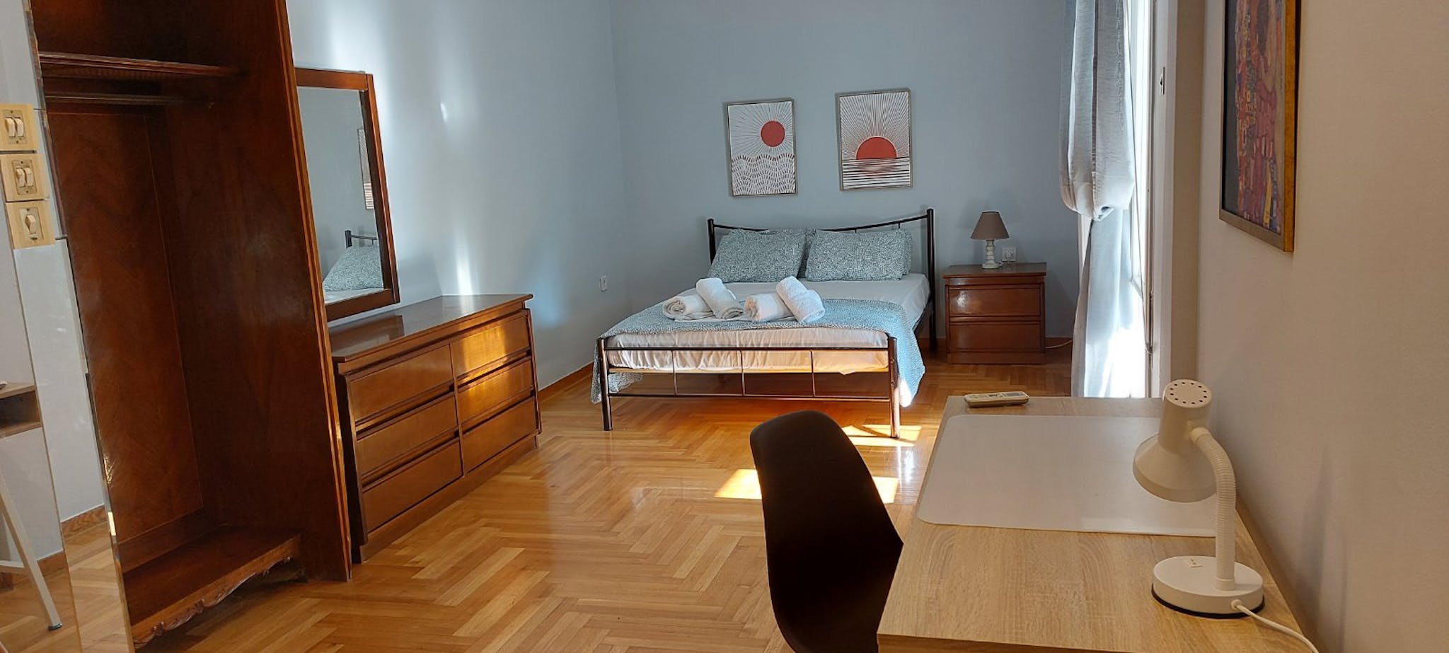 Elpidos, Athens preview