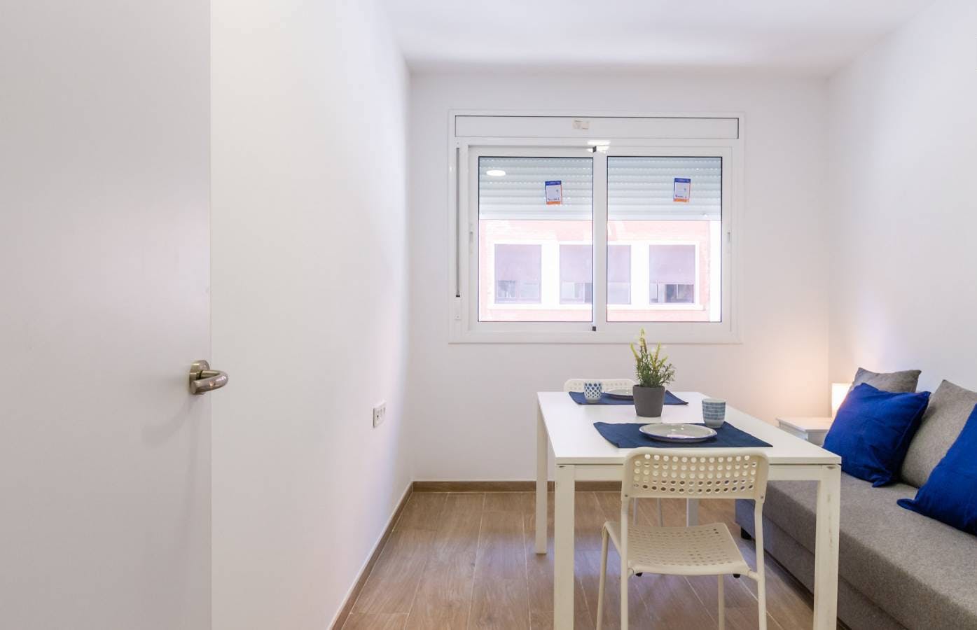 Apartment for rent for €1,050 per month in Barcelona, Carrer del Moianès